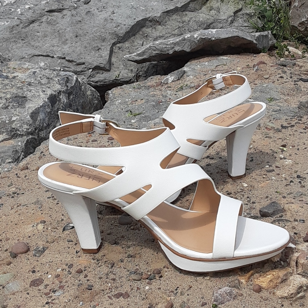 Naturalizer white dressy sandals